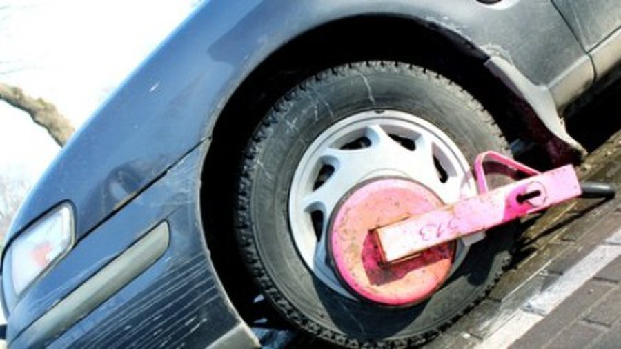 Блокировки колес автомобилей в Риге больше не будет - Хобби, отдых и развлечения