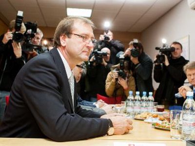 Ar V.Uspaskicho įmonėse darbuotojai uždirba jo žadėtą 1,5 tūkst. Lt „minimumą”? - Lietuva ir Baltijos šalys