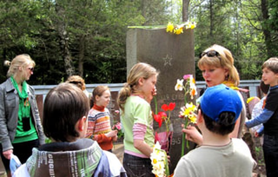 Почтили память героев войны - В Висагинасе