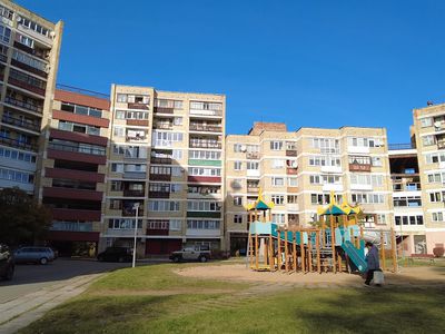 Разыскиваю собственников (или присматривающих)  квартир 5,7 по ул. Парко 6, в Висагинасе - В Висагинасе