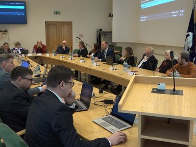 В настоящее время проходит заседание Совета на котором рассматривается 19 вопросов - В Висагинасе