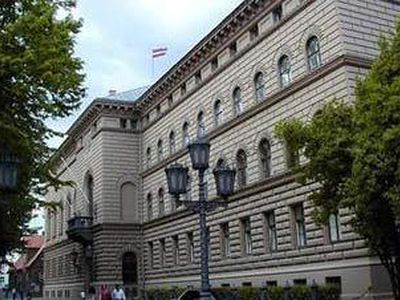 Латвийцы проголосовали за роспуск Сейма - Литва и страны Балтии