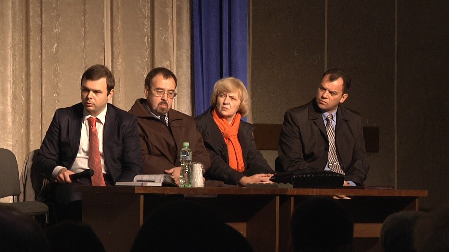 В Висагинасе прошла встреча жителей с представителями Посольства России в Литве - В Висагинасе