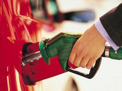 Еще один евроцент — и цена на бензин в Литве станет немыслимой                                                                 - Литва и страны Балтии