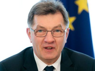 Премьер против двуязычных названий местностей и улиц - Литва и страны Балтии