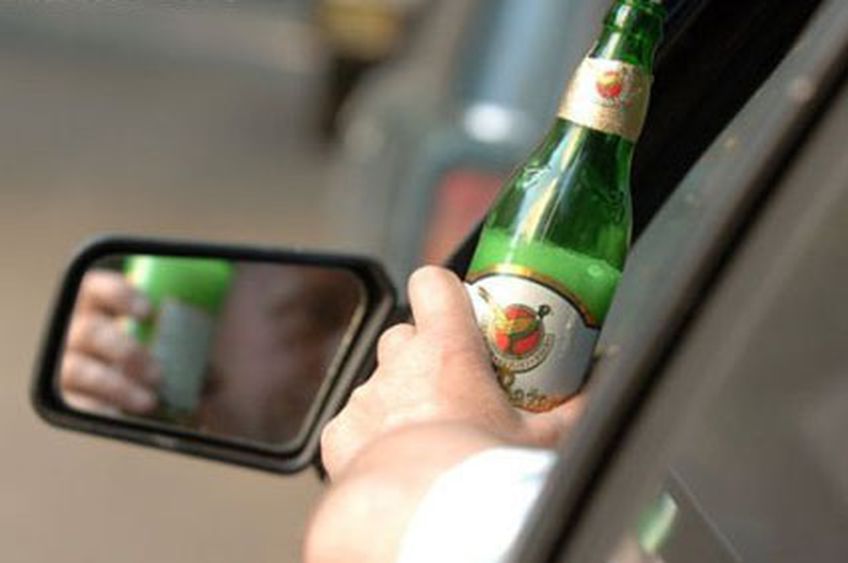 Французских водителей обяжут возить с собой алкотестеры
