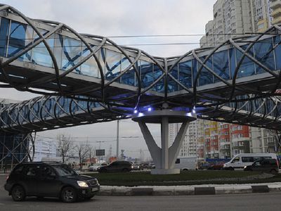 В России вступают в силу единые правила движения транспорта на круговых перекрестках - В Мире