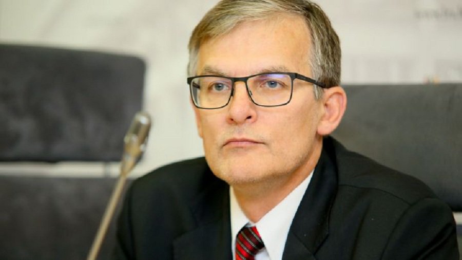 Ю. Сабатаускас подает в отставку с должности председателя парламентского комитета - Литва и страны Балтии