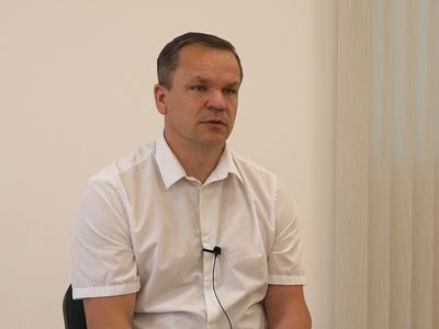 Вопросы мэру: о конкурсе на аренду «Crème Café» и о кафе-баре в здании самоуправления (видео) - В Висагинасе