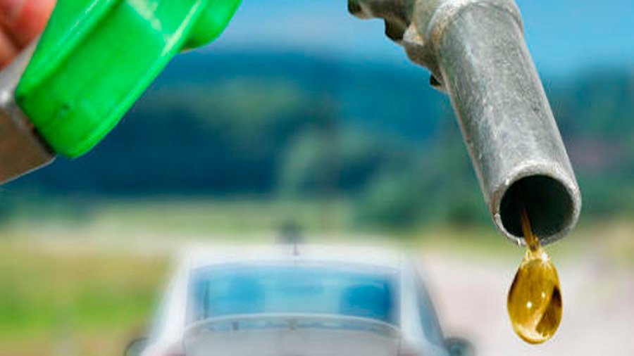 Цены на горючее снижаются - Литва и страны Балтии