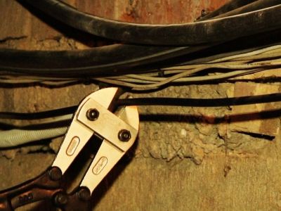 Продолжаются варварские кражи телекоммуникационных кабелей                                                                                             - Новости TTS