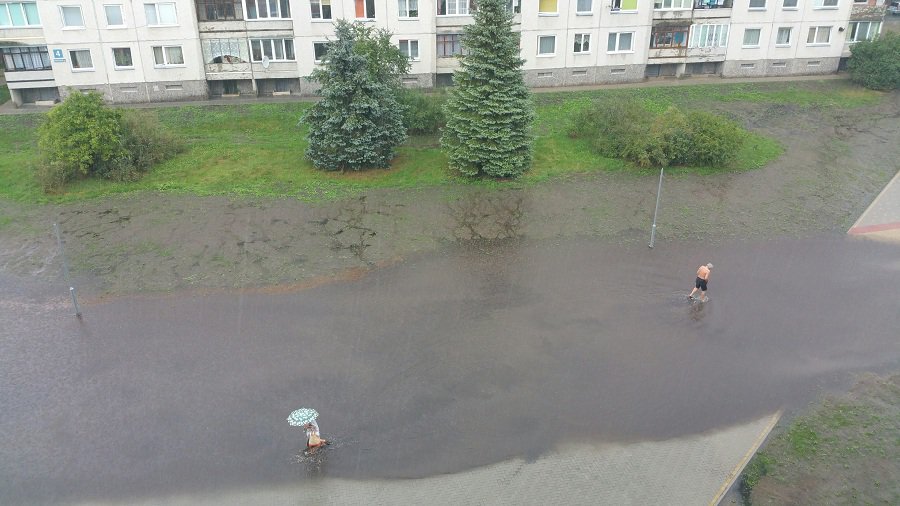 С. Мицкевич: проблемы с ливневкой на ул. Висагино будут выясняться в срочном порядке - В Висагинасе