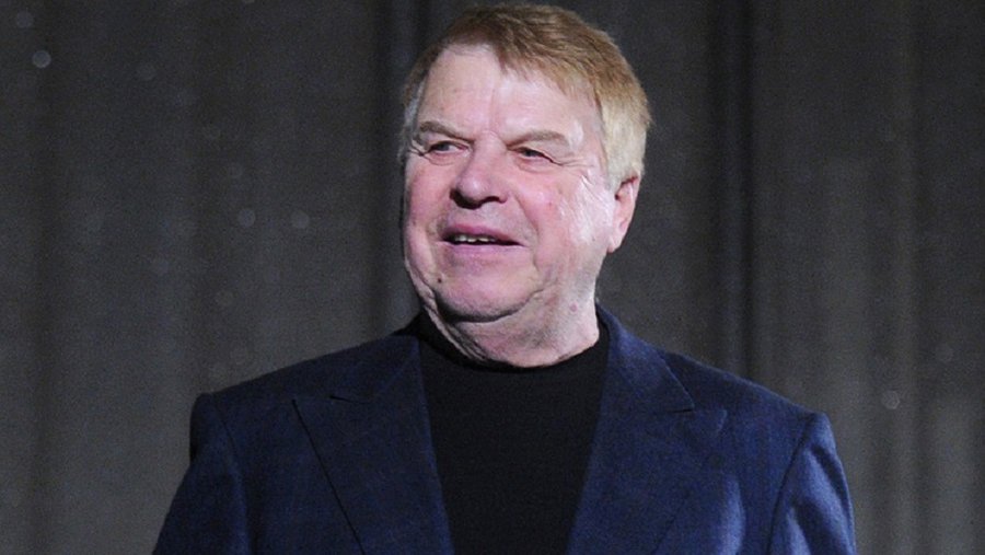 Источник: актер Кокшенов госпитализирован с подозрением на инсульт - Кино и искусство