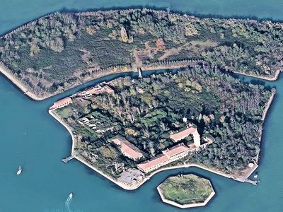 На острове Италии с леденящим душу прошлым построят отель - Хобби, отдых и развлечения