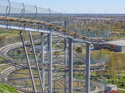 На горе в Вентспилсе появится самая большая  в Балтии родельная трасса - Соседи