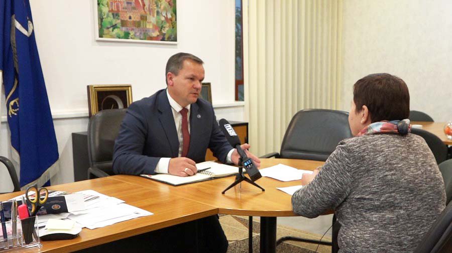 Беседа с мэром.  Зачем нужны советники и секретариат (видео. Часть II) - В Висагинасе