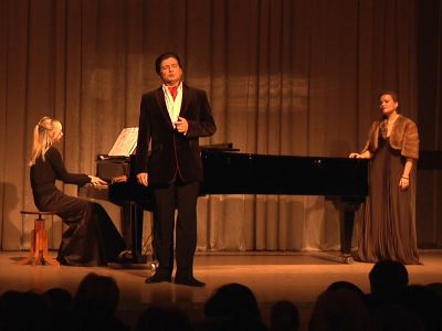 На висагинской сцене — дуэт «Новелла» (Россия)                                                                                                         - В Висагинасе