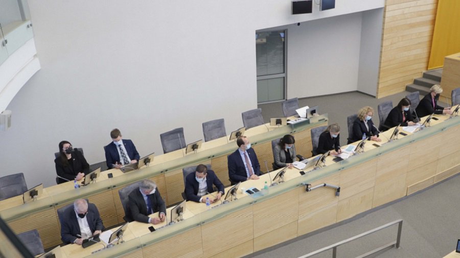 ГНИ опубликовала данные об имуществе министров: больше всего – у Д. Крейвиса, меньше всего – у А. Армонайте - Литва и страны Балтии