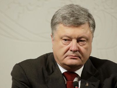 Эксперт: Порошенко с его низким рейтингом надо не дебатировать, а каяться - В Мире