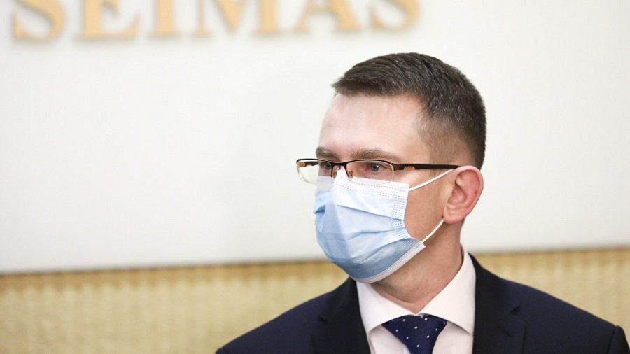 А. Дулькис: не идите на красный свет - маски, соблюдение безопасности обязательны - Литва и страны Балтии