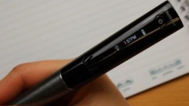 Шариковую ручку за 170 долларов подключили к вайфаю (видео)