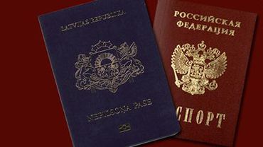 Интерес к российскому гражданству в Латвии падает