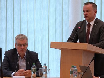 Заседание Совета: короткое, но бурное. Кандидатуру второго вице-мэра не утвердили (видео) - В Висагинасе