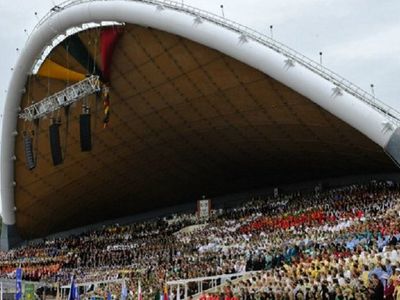 200 висагинцев отправятся на Праздник песни. С собой возьмут церковный колокол - В Висагинасе