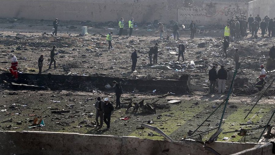 В Тегеране сообщили, что разбившийся украинский Boeing 737 загорелся в воздухе - В Мире