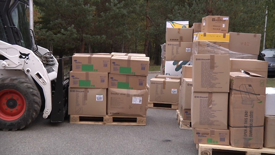 В больницу доставлен гуманитарный груз из Германии - В Висагинасе