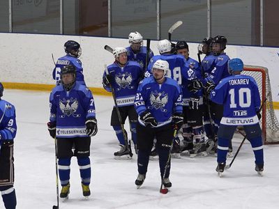 Поражение не сломило дух висагинских хоккеистов (видео) - В Висагинасе