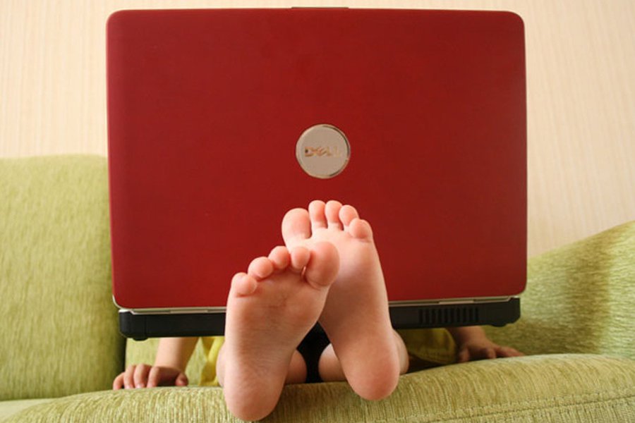 СМИ Литвы: взрослые «дяди» ищут маленьких «друзей» и «подружек» в Интернете, не боясь никакой ответственности - Происшествия и криминал