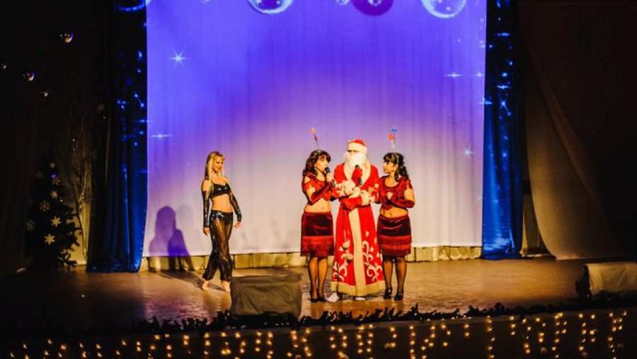 Приглашаем на Новогодние праздники! - Реклама