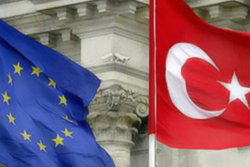 Польша обещает стать проводником Турции к членству в ЕС

