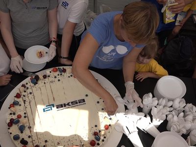 Висагинскому заводу «АКSА» - 5 лет! (видео) - В Висагинасе