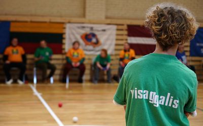 В Висагинасе отметили 18-летие клуба «Visaggalis» спортивными играми (видео) - Культурные и спортивные мероприятия