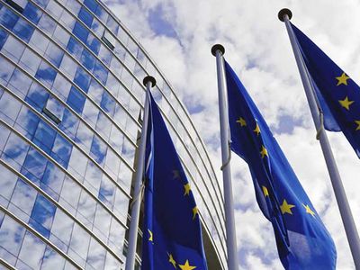 В Латвии за присвоение 4 млн евро из фондов ЕС задержаны пять человек - агентство - Литва и страны Балтии