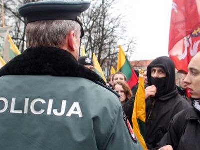 Суд подтвердил запрет властей Вильнюса на проведение марша неонацистов
 - Литва и страны Балтии