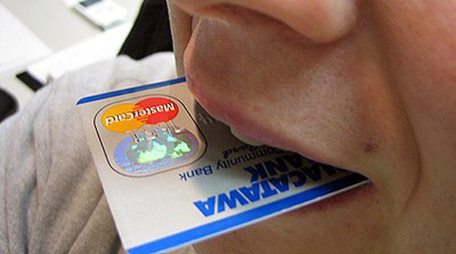 В Англии арестованы музыканты, скачивавшие собственные песни - IT новости