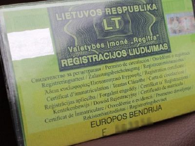 „Regitra“: atnaujinamas transporto priemonių registracijos liudijimas - Lietuva ir Baltijos šalys