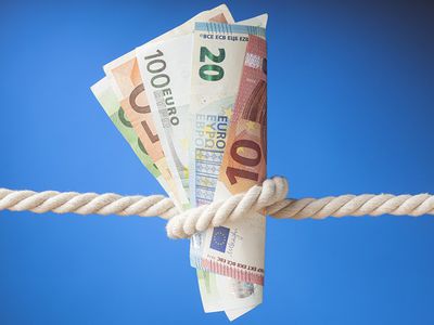 По результатам опроса только четверть трудоспособного населения Литвы чувствует себя уверенно в отношении своего финансового положения на пенсии - Литва и страны Балтии