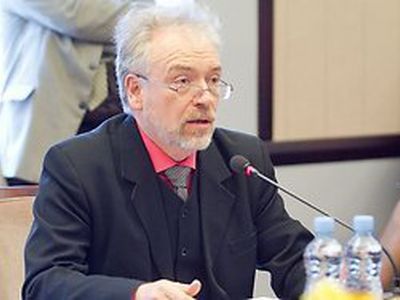 Перспектива образования нацменьшинств — школы с госязыком?                                  - Культурные и спортивные мероприятия