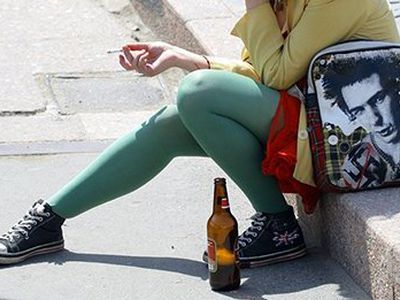 Девушка с пивом (без весла)                                         - Происшествия и криминал