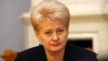 Присутствовавшая на инаугурации нового президента Грузии Грибаускайте призвала продолжать реформы