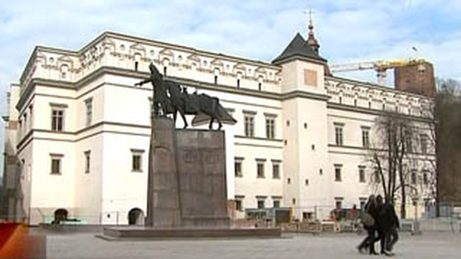 А.Бразаускас: Дворца правителей не будет  - Литва и страны Балтии
