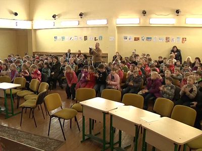 И словно дух толстовский пребывал со всеми... - В Висагинасе