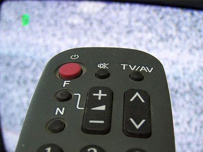 Шокирующая любовь литовцев к российскому телевидению: решения нет - Литва и страны Балтии