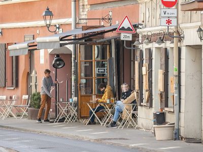 Правительство с четверга ослабляет карантин - Литва и страны Балтии