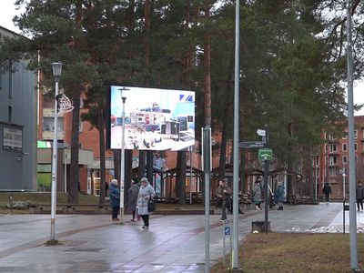При установке нового LED-экрана самоуправление сэкономило 18 тысяч евро - В Висагинасе
