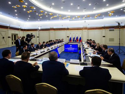 Правительство России подало в отставку - В Мире